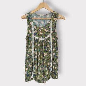 Moon & Sky Floral Tank Top Medium